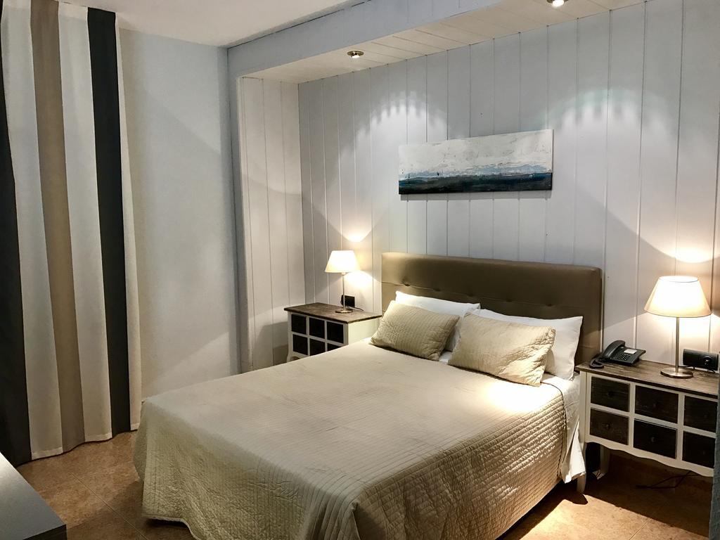 Hotel Valjunco บาเลนเซีย เด ดอนควน ภายนอก รูปภาพ